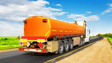Como evitar os riscos que podem ocorrer durante o transporte de combustíveis