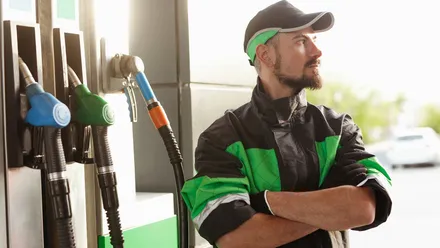 Gerente de posto de gasolina.