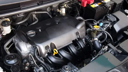 Fluido do radiador: imagem do motor de um carro