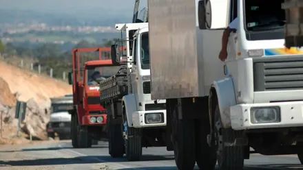 Caminhoneiros Articulam Greve Nacional para os próximos dias