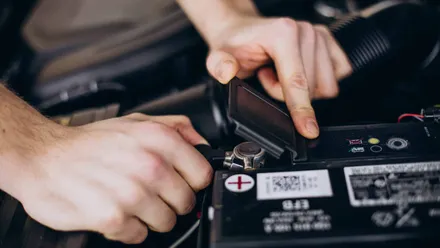 Problema das baterias dos Carros Elétricos: o Etanol pode ser a solução
