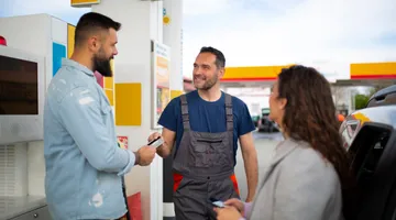 como atrair mais clientes para o posto de combustíveis?