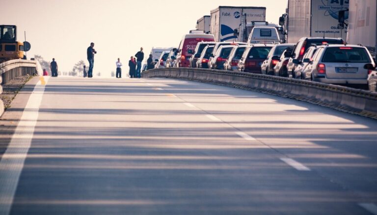 Iminência de nova greve de caminhoneiros: dia de caos