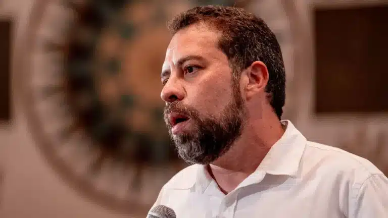 PL de Boulos Busca Clareza nos Preços de Combustíveis e Gás