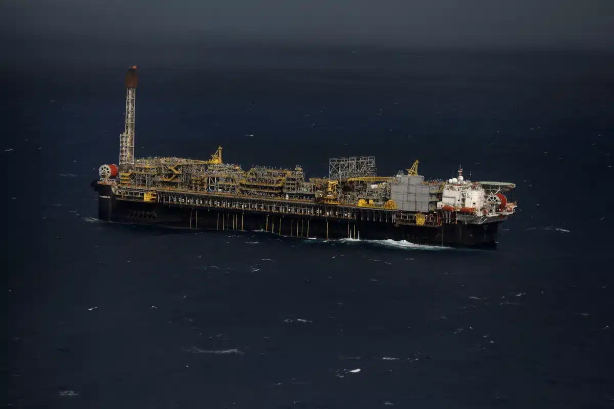 Produção de Petróleo e Gás do Brasil Bate Recorde: Impacto para o Mercado de Combustíveis