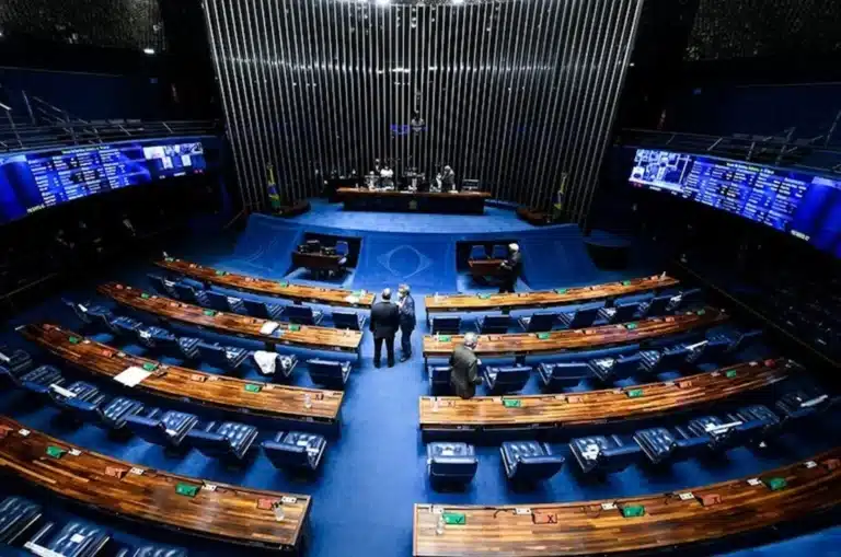 Senado Aprova Segunda Fase e Envia Projeto de Volta para Análise na Câmara