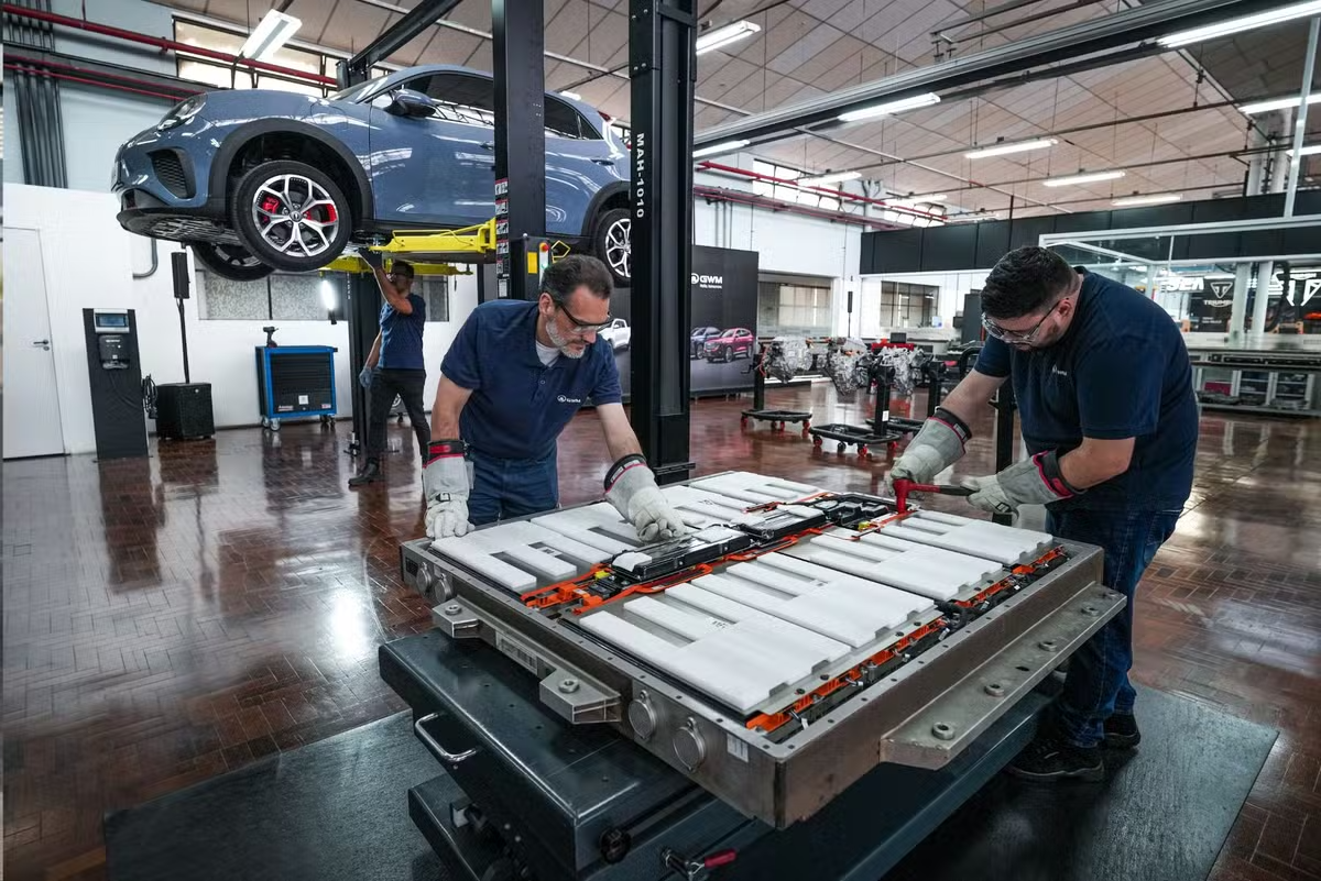 Padronização na Manutenção de Veículos Elétricos e Híbridos