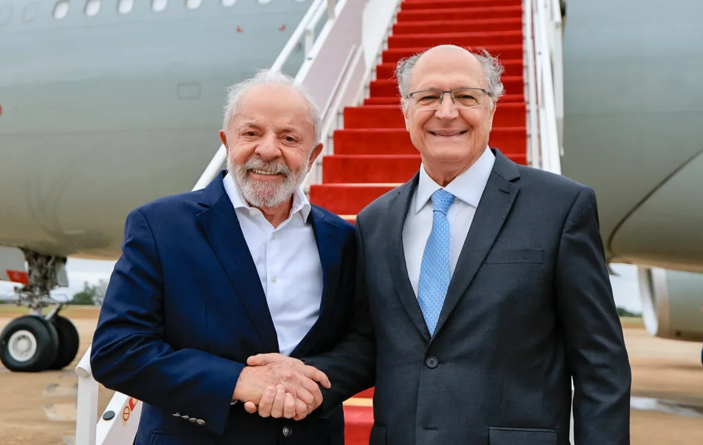 Alckmin segue linha de Lula e reforça plano para reduzir uso de petróleo