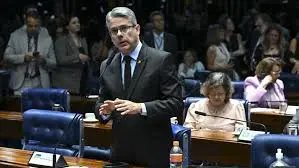 Senador Alessandro Vieira (MDB/SE)