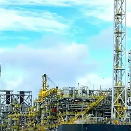 Petrobras Limita Venda de Diesel em Meio à Tensão de Reajuste